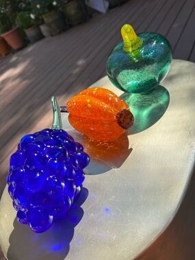 Kosta Boda Atelier Signed Studio Art Glass Still Life Trio Grapes & Squash